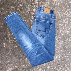 American Eagle Hi-Rise Jeans / Jeggings